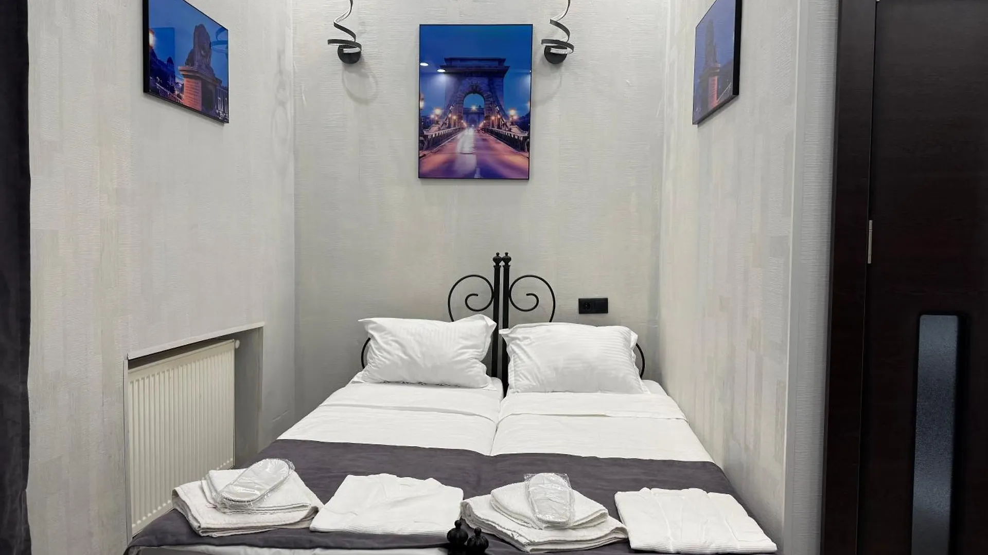 Hotel Four Inn Тбилиси
