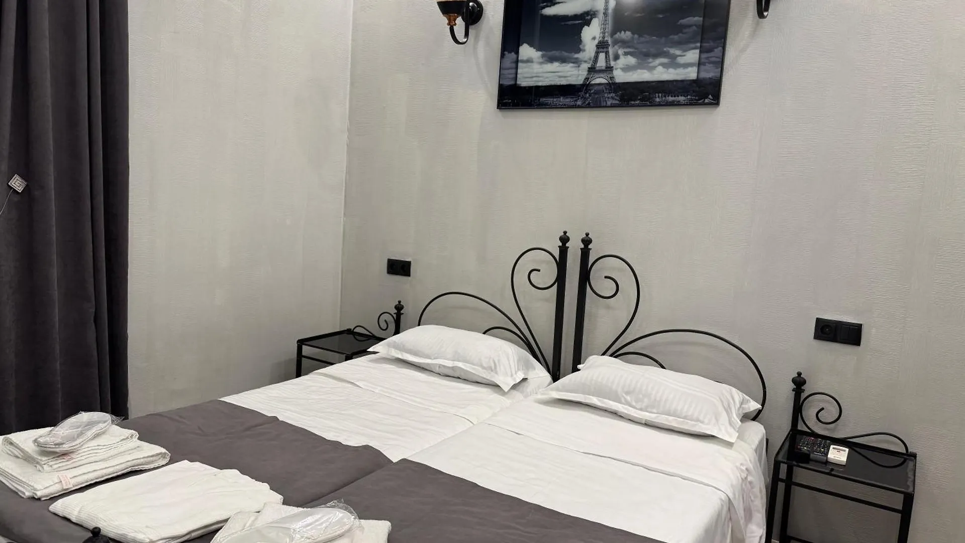 Hotel Four Inn Тбилиси 0*,
